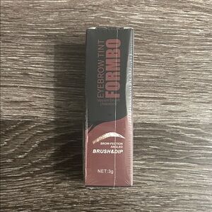 Formbo NWT Brow-fection Angled Brush & Dip